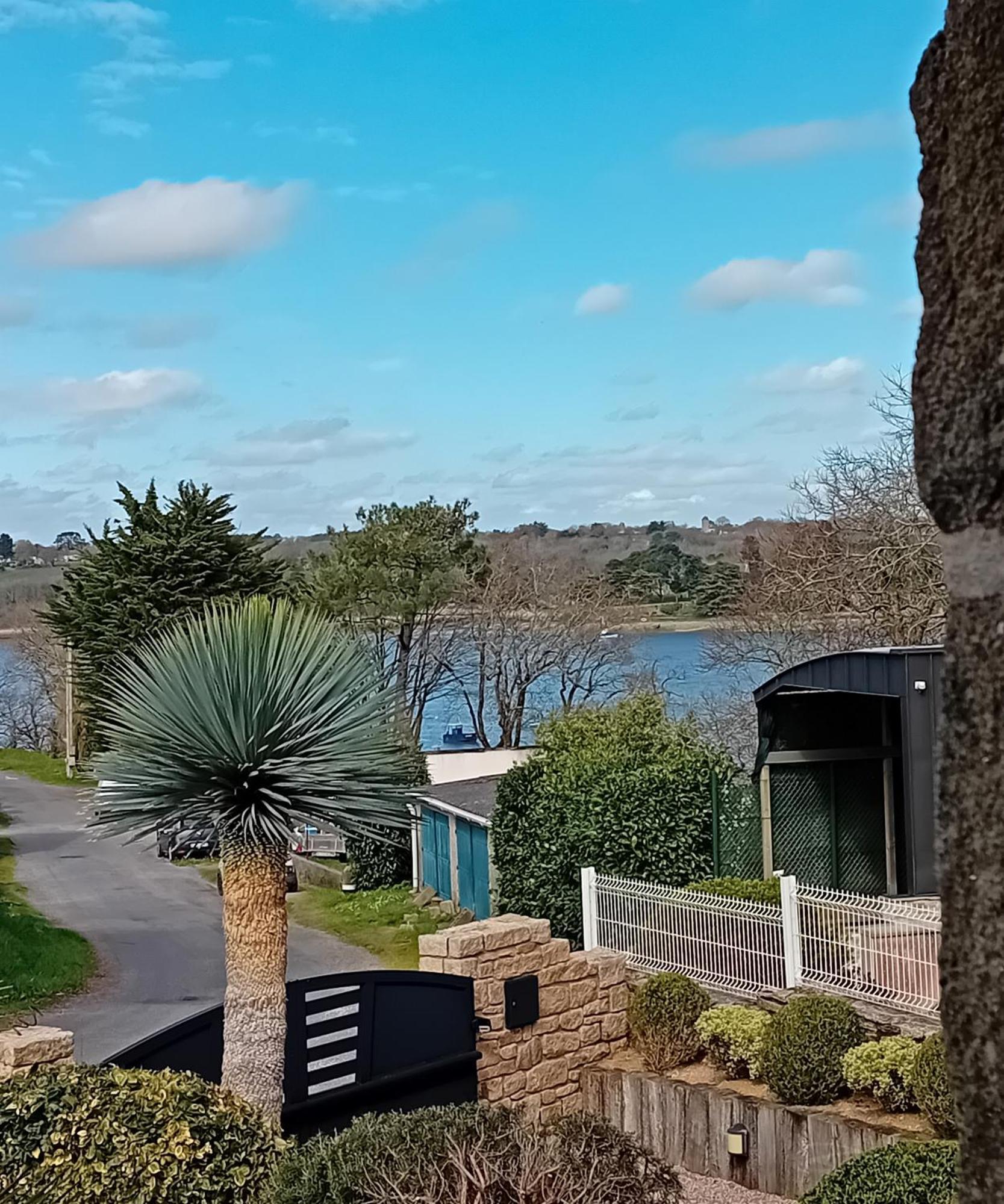 Villa Les pieds dans l’eau à Camoël Extérieur photo