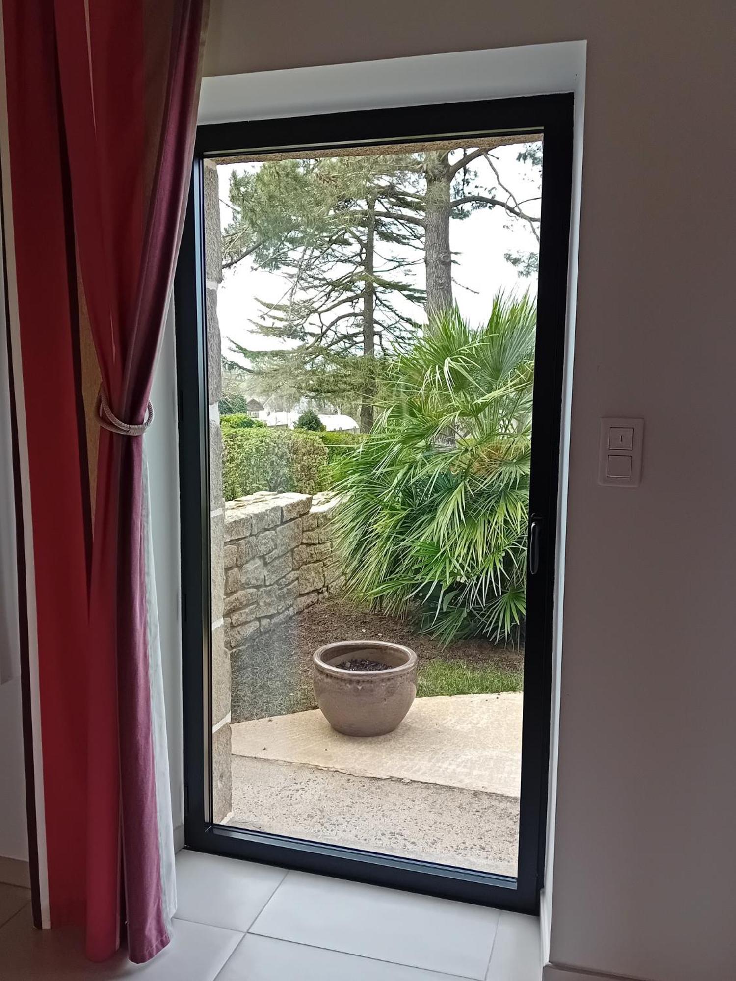 Villa Les pieds dans l’eau à Camoël Extérieur photo